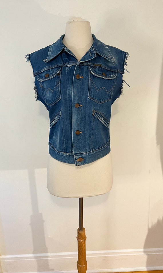 Vintage Wrangler Denim Vest 1980s Jean Jacket Fad… - image 9