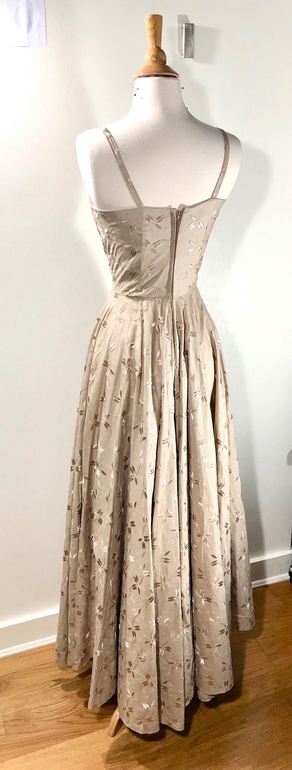 1950s Dress Vintage 1950s Gown Embroidered Dress … - image 9