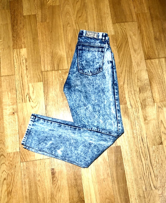 80s High Waisted Jeans / Size 27 Women's Jeans Button Fly Jeans Vintage Jeans Small 80s White Washed Jeans Tapered Jeans Small Bonjour Jeans