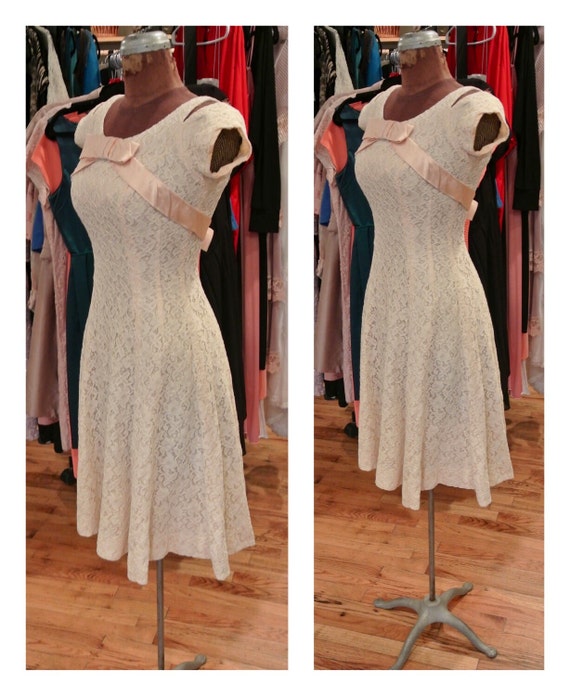 1950s Cream and Pink Lace Party Dress Vintage Mid… - image 3