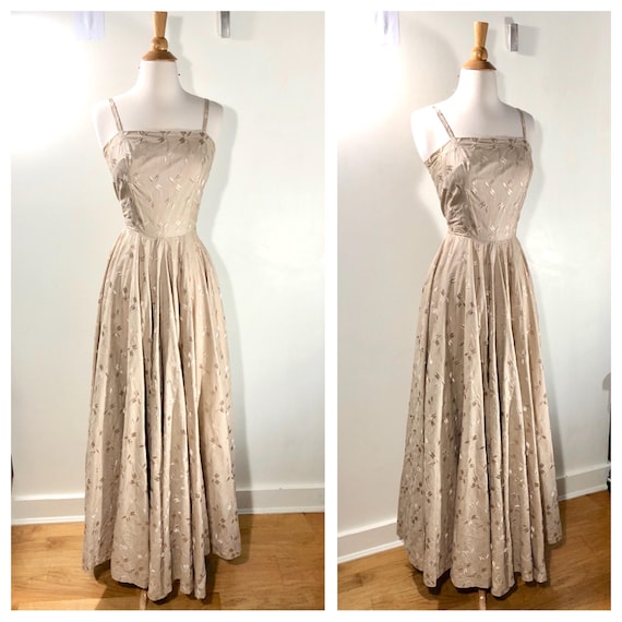 1950s Dress Vintage 1950s Gown Embroidered Dress … - image 6