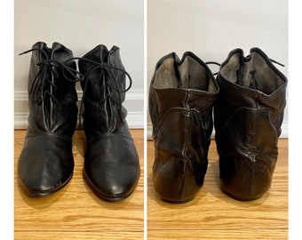 size 6 1/2 black ankle booties vintage 1980s lace-up boots flat leather boots black leather pixie boots