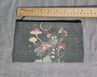Nature pouch with zip