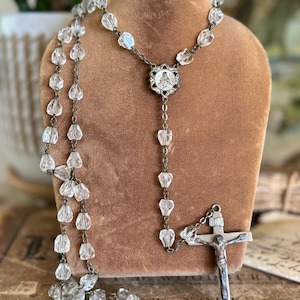Vintage Rosaries / Rosary / Crucifix / Beads / Cross / Necklace / Catholic