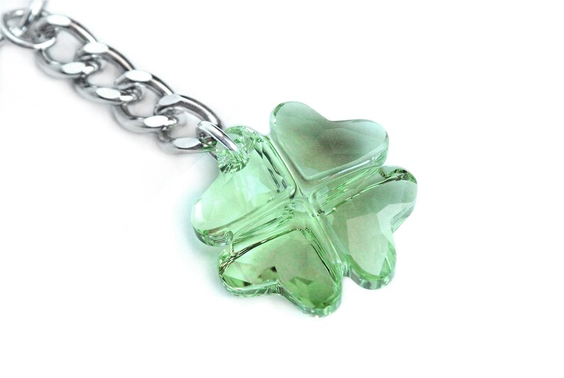 Swarovski Crystal Lucky Four Leaf Clover Keychain in Peridot image 2