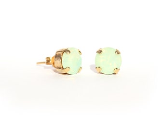 Simple Swarovski Crystal Stud Earrings in Chrysolite Opal