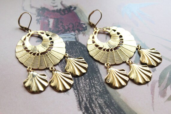 Items similar to Gold Vintage Filigree Dangle Earring on Etsy