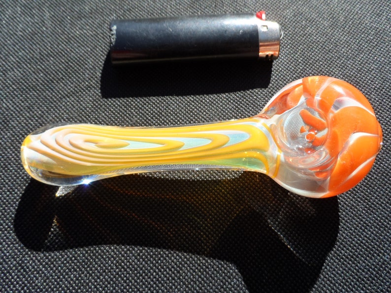 Flower and Spiral Glass Pipe