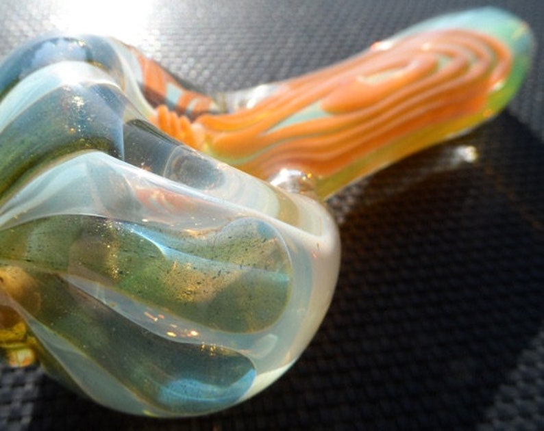 Flower and Spiral Glass Pipe