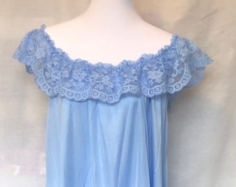 NEW 1960s OLGA full length NIGHTGOWN Blue Chantilly Lace Neckline Size M Lingerie