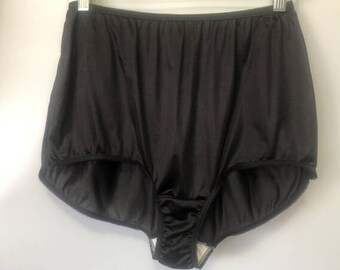 vintage SEARS Brief Style PANTIES Jet Black Size 10 USA made P963