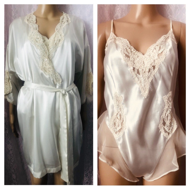 Vintage 90/'s VICTORIA/'S SECRET Teddy and Robe Bridal Size Large