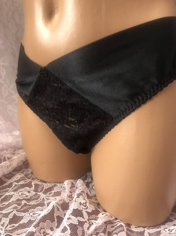 VICTORIA'S SECRET V-KINI Panites Black Stretch Lace and Second