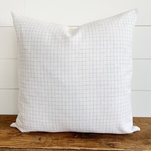 SAVANNAH || Plaid Pillow Cover ∙ Gray Plaid Pillow ∙ Grey Plaid Pillow ∙ Neutral Pillow ∙ White pillow ∙ Ivory Pillow ∙ Lumbar Pillow