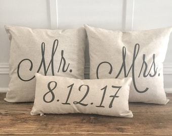 Mr. & Mrs. Custom Pillow Cover with Wedding Date --100% Linen Pillow-- Wedding Decor -- Wedding Gift -- Personalized Pillow- shabby chic