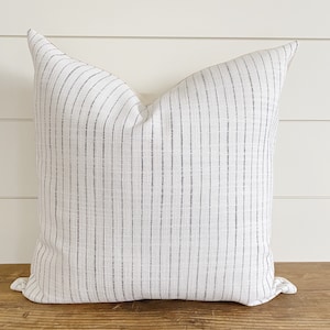 Olivia || Striped Pillow Cover ∙ Black White Pillow ∙ Striped Pillow ∙ Black Stripe Pillow ∙ Lumbar Pillow ∙ Stripe Pillow ∙ Striped Lumbar