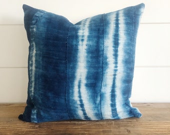 GEORGIA || Authentic African Mud Cloth Pillow Cover ∙ Navy Pillow ∙ Indigo Pillow ∙ Indigo Mud Cloth ∙ Navy Mud Cloth ∙ Blue Lumbar Pillow