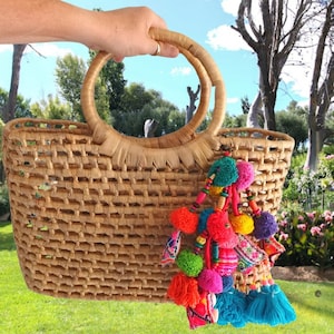 Large Water Hyacinth Beach Basket Handwoven Straw Boho Basket Colorful Bag Decor Charm Weekender Beach Bag Summer Tassel Bag image 1