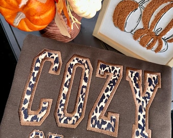 Cozy Season dames sweatshirt met ronde hals en borduurwerk