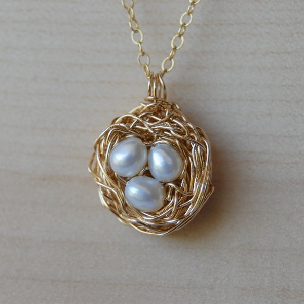 Handmade wire birds nest necklace, 14 kt gold filled, white pearls, Mother's Day necklace, mama necklace, baby shower gift, gift for her