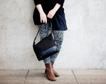 Kleine Umhängetsche aus Canvas Stoff, schlichte Frauen Handtasche mit Innenfächern und Reißverschluss