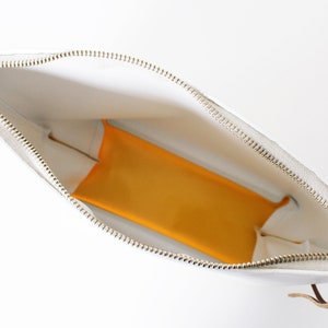 Piccola borsa da toilette, borsa impermeabile realizzata con teloni di camion, borsa per il pranzo da donna, borsa per cosmetici idrorepellente immagine 8