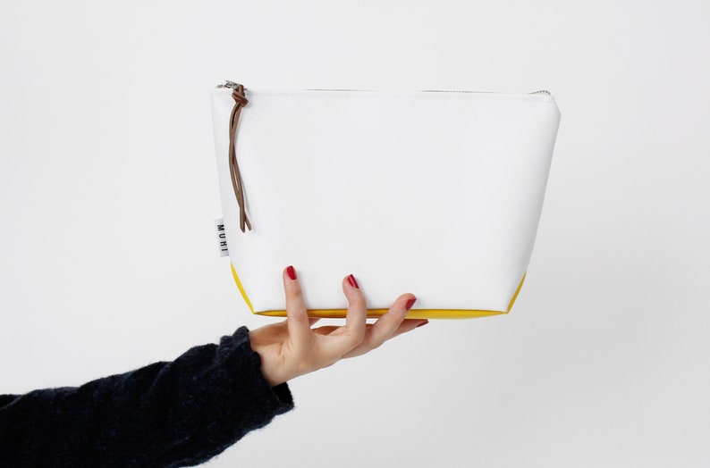 Piccola borsa da toilette, borsa impermeabile realizzata con teloni di camion, borsa per il pranzo da donna, borsa per cosmetici idrorepellente KLEIN 17x28cm cm
