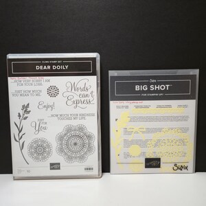 Conjunto de Carimbos para Todas as Ocasiões Dear Doily e Conjunto de Matrizes de Corte Doily Builder Thinlits da Stampin' Up! (Descontinuado)