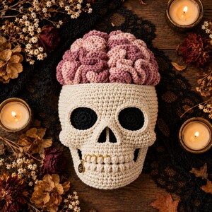 Brain Skull Pot Crochet Pattern | Spooky Halloween Amigurumi Planter (PDF Download)