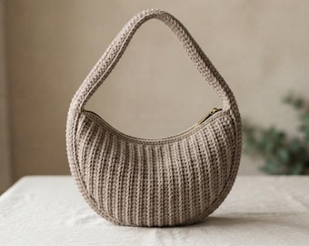 Crochet Crescent Bag Pattern