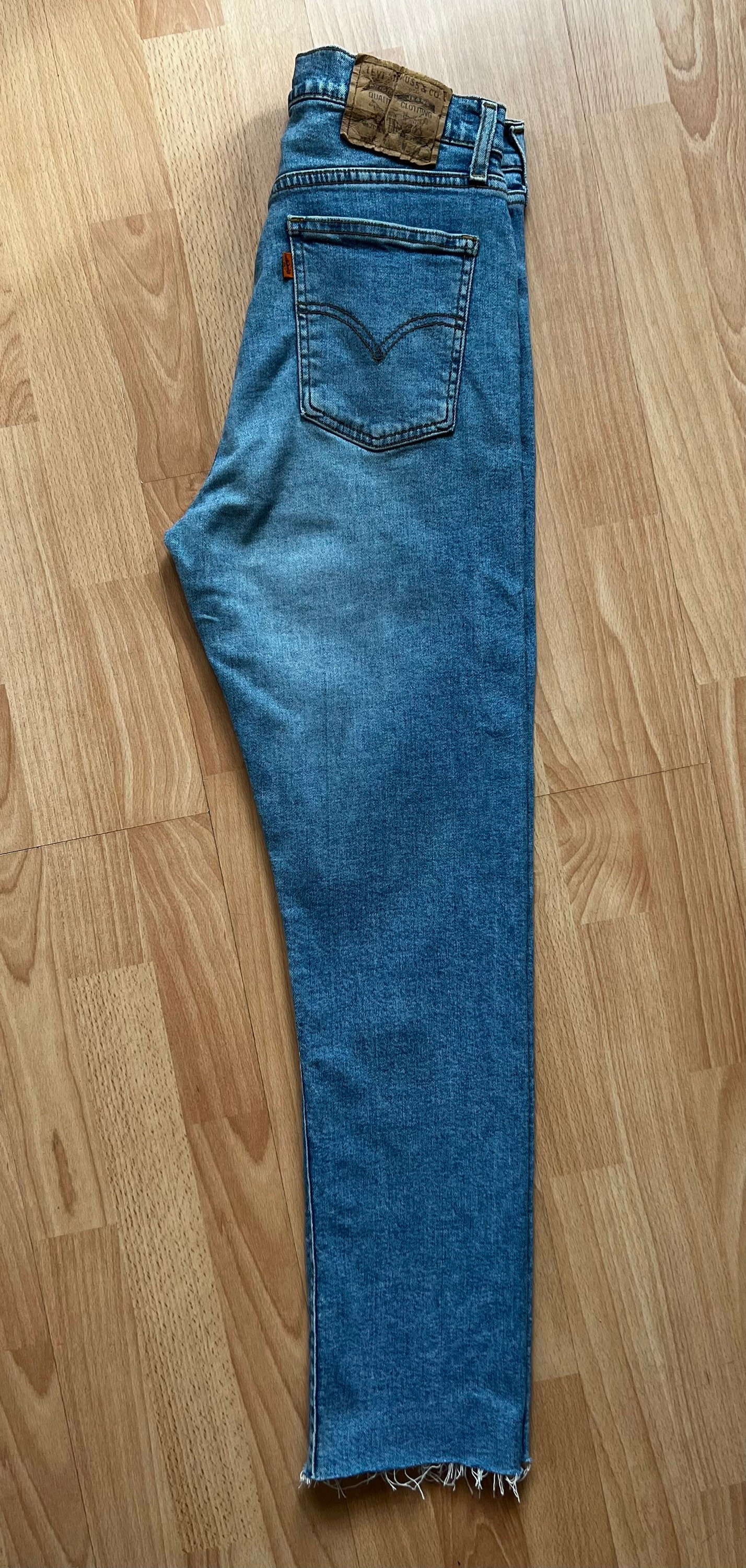 Vintage Levi s 805 high waisted skinny jeans W31 L32 size Levis denim medium wash blue Levis hipster street style denim elastic jeans