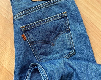 levis blue tab jeans