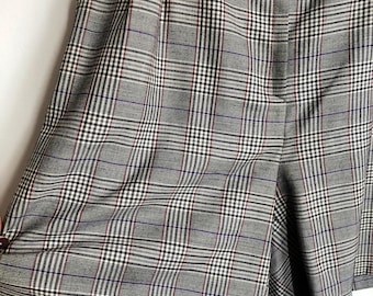 Vintage plaid over the knee shorts, gingham shorts, fall winter shorts, high waisted shorts, hipster shorts, street style shorts