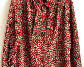 Camisa con estampado geométrico vintage de los años 80, blusa con estampado hipster, blusa de manga larga, camisa de estilo urbano, hecha en EE. UU.