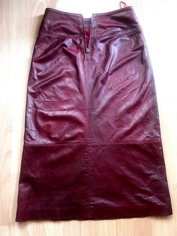 Vintage 90’s burgundy red leather skirt, dark red… - image 4