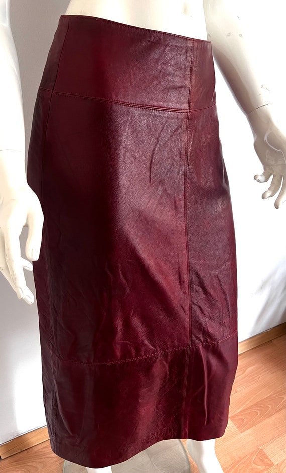 Vintage 90’s burgundy red leather skirt, dark red… - image 7