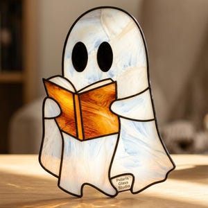 幽霊が本を読むステンドグラス模様、11ピースのDIYテンプレート（SVG PDF）