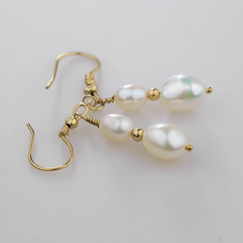 White Baroque Pearl Earrings W 14K Gold Fine Pearl Wedding - Etsy
