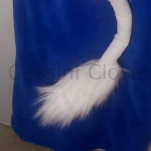 White Tuft Tail