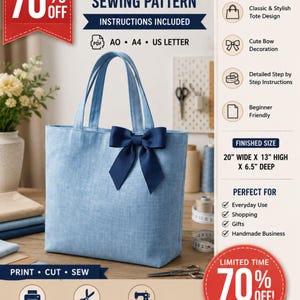 Op de afbeelding: Een lichtblauwe tote bag met een donkerblauwe strik. Het naaipatroon bevat instructies voor A0, A4 en US Letter formaten. De afgewerkte maat is 50,8 cm breed, 33 cm hoog en 16,5 cm diep. Tekst bevat SEWING PATTERN.