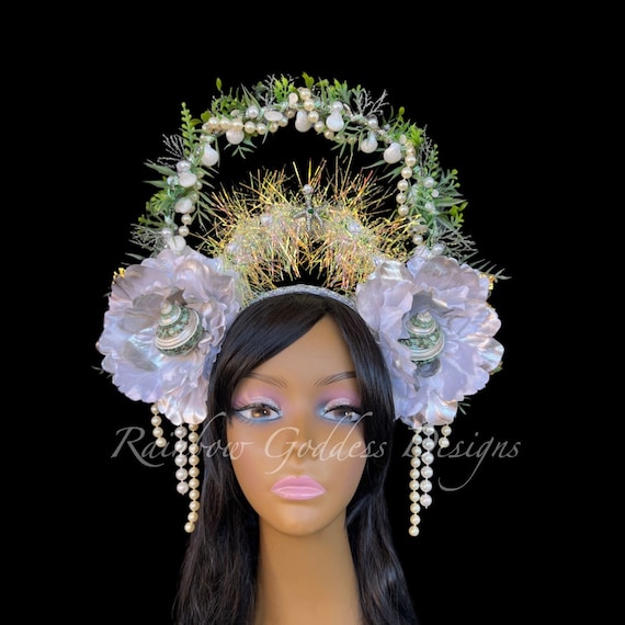 White & Green Mermaid Halo Crown, Mermaid Pearl Headpiece, Sea Witch Flower Headdress, Seashell Tiara, Beach Wedding, Siren Sea Garden Crown
