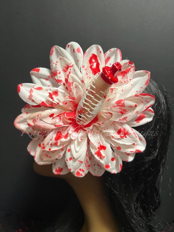 Bloody Crime Scene Hair Clip, Horror Flower Hair Accessory, Venus Flytrap Hair Clip, Halloween Costume, Gothic Headpiece