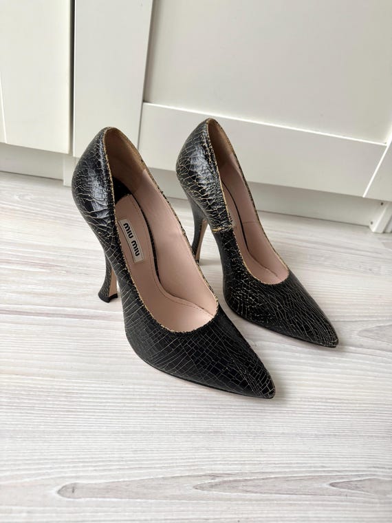 大人気アイテム Vintage MIU MIU S/s 2013 Cracked Leather 37.5 Heels Black 靴