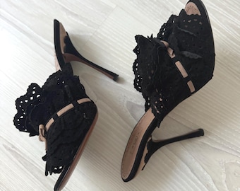 Vintage AZZEDINE ALAIA mules 38 Alaïa sandali con volant in camoscio e nastro nero scarpe con tacco nero beige romantiche anni '90 2000 designer chic in pelle