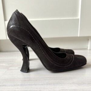 Vintage PRADA Fall/winter 2004 Heels Pumps Shoes Sandals Curved