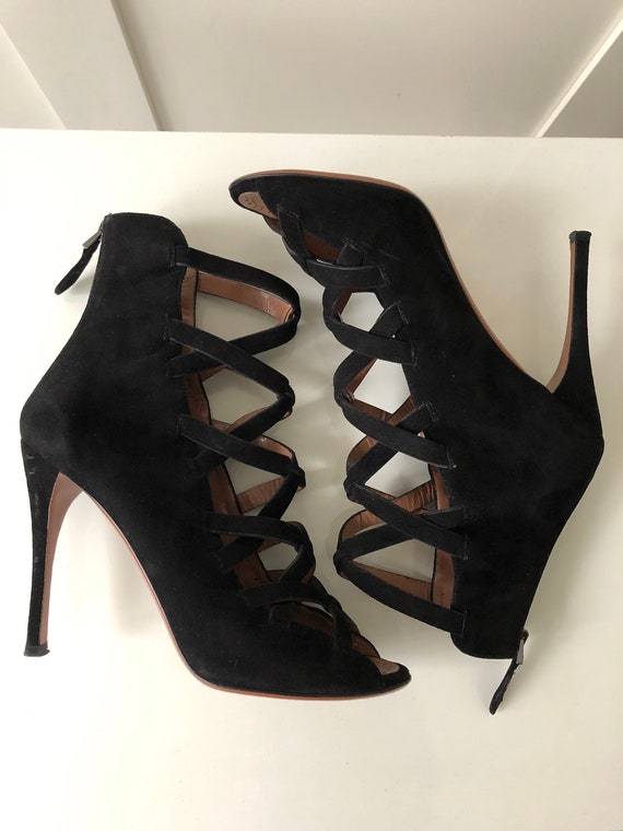 alaia heels