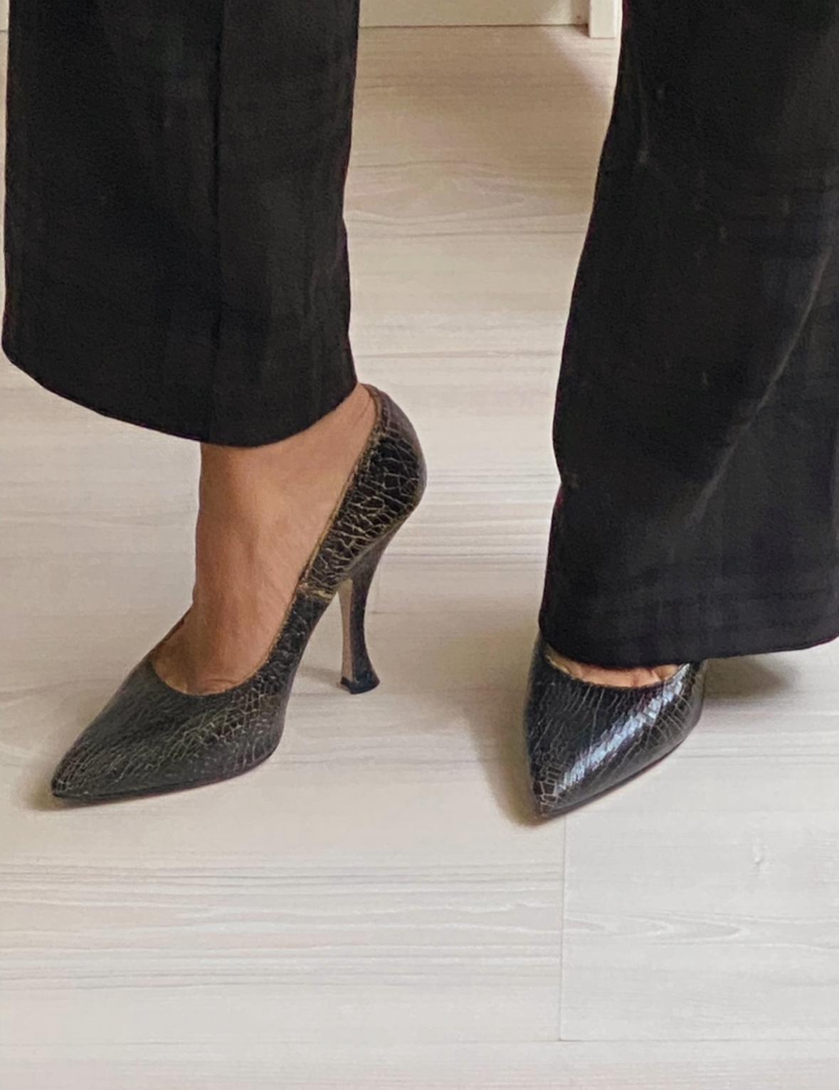 Vintage MIU MIU S/s 2013 Cracked Leather 37.5 Heels Black Pumps