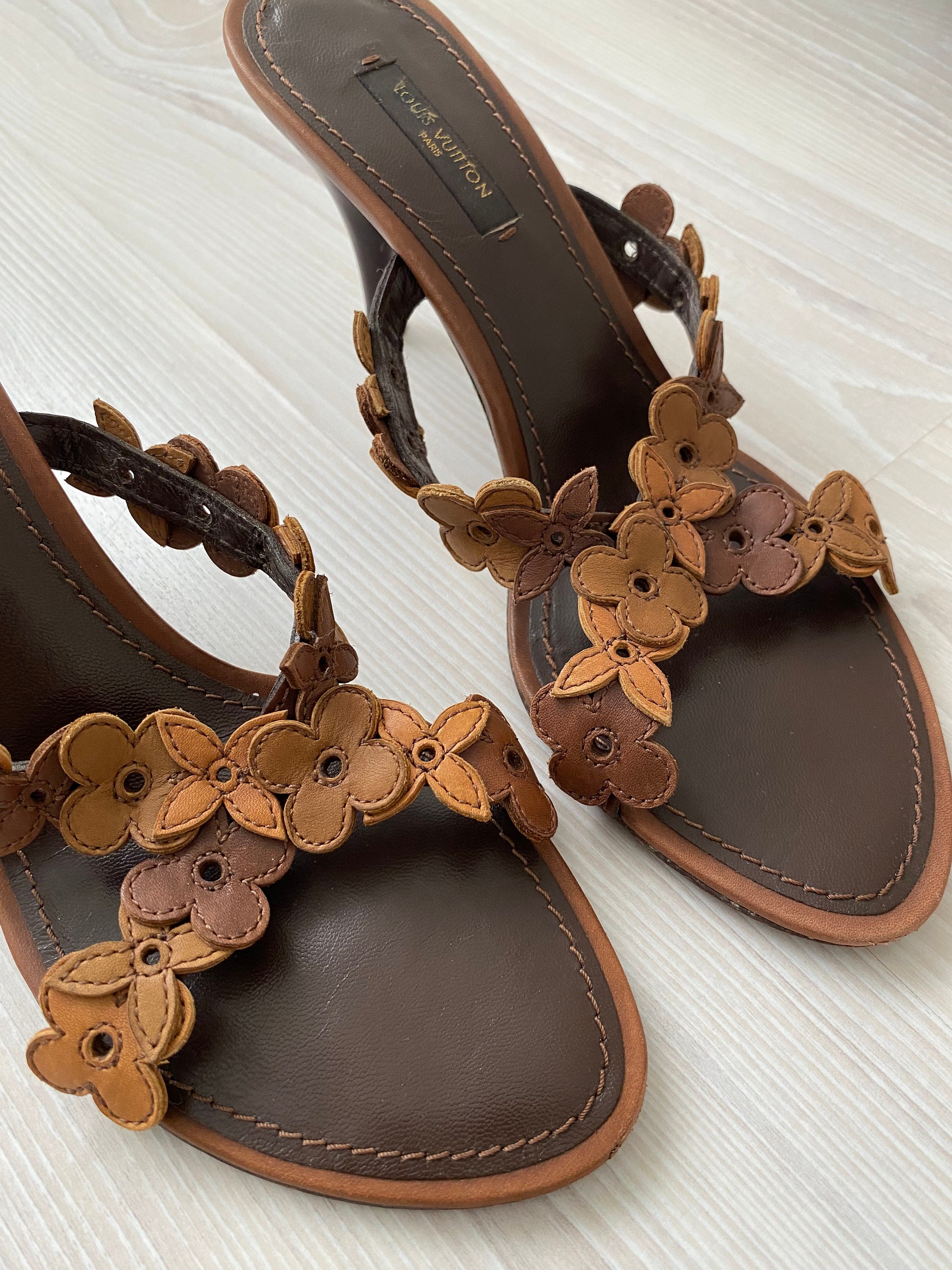 lv sandals