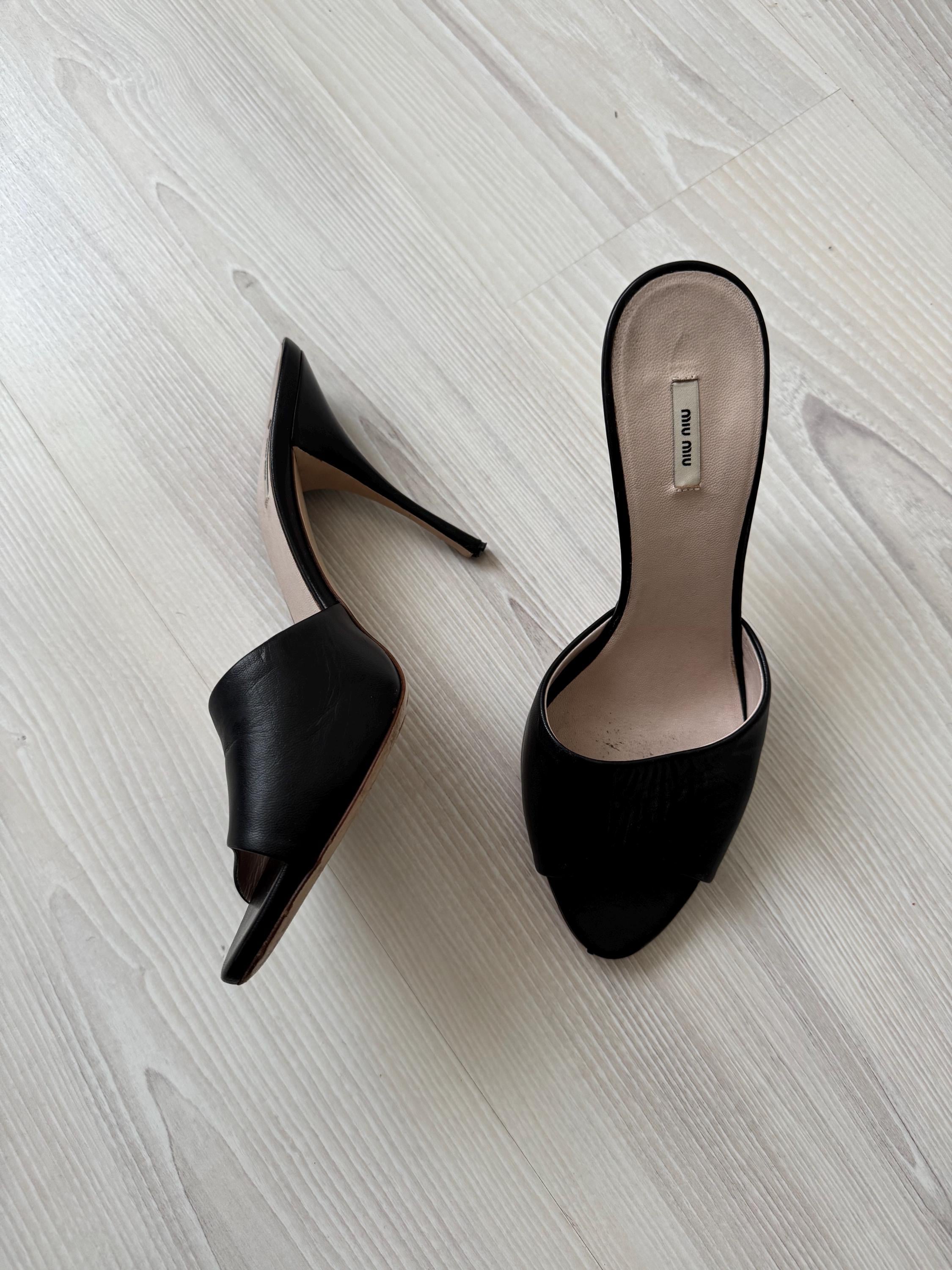 Vintage MIU MIU Mules 38 High Heels Shoes Black Leather Sandals