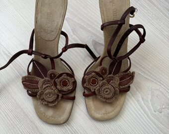 vintage MIU MIU suede crochet heels sandals high brown leather 37.5 90s 00s y2k floral flowers shoes